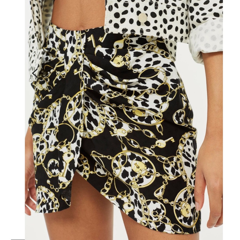 Topshop Leopard and Chain Twist Front Mini Skirt size 10 NWOT spring summer chic